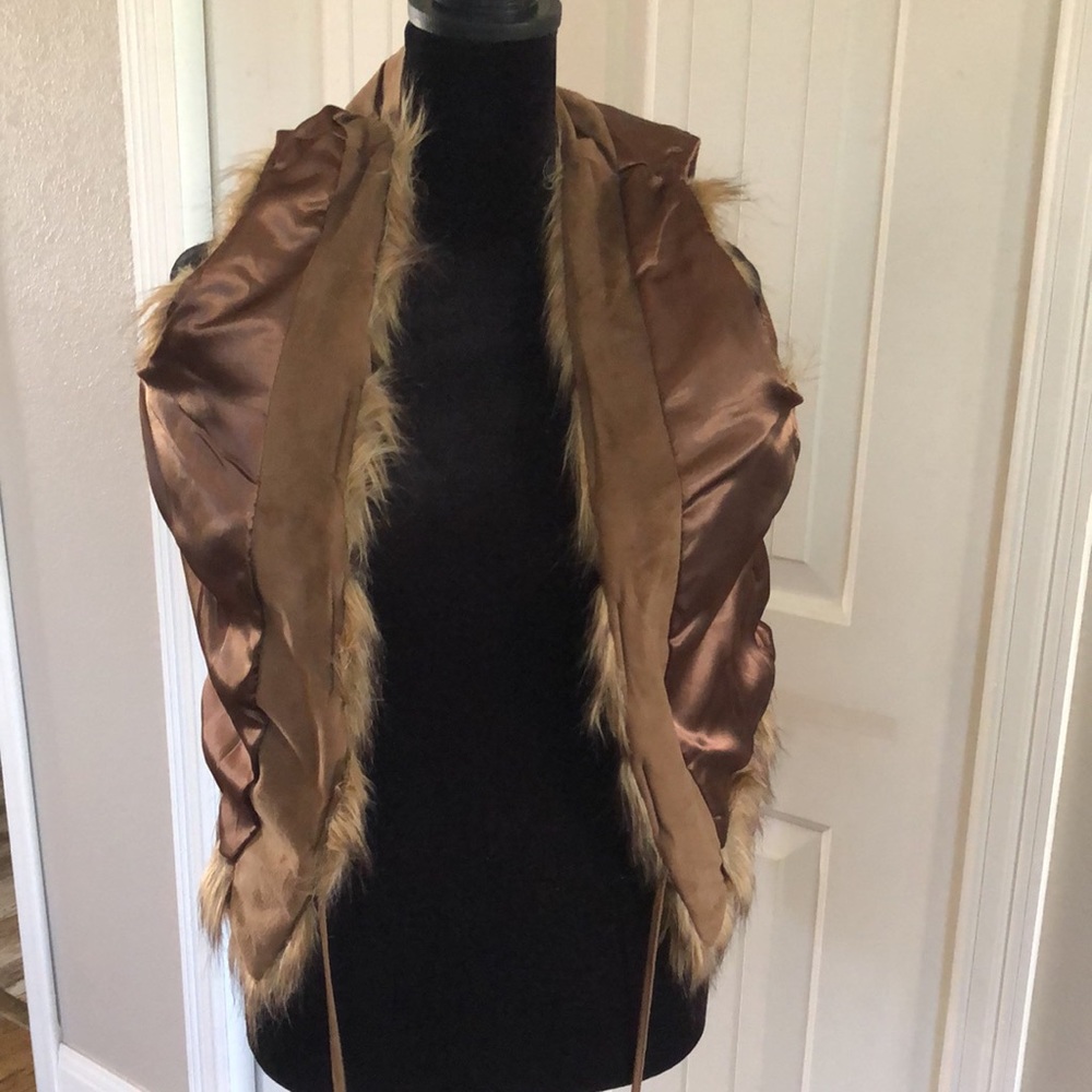 bagatelle Faux fur Vest boho - Picture 8 of 9